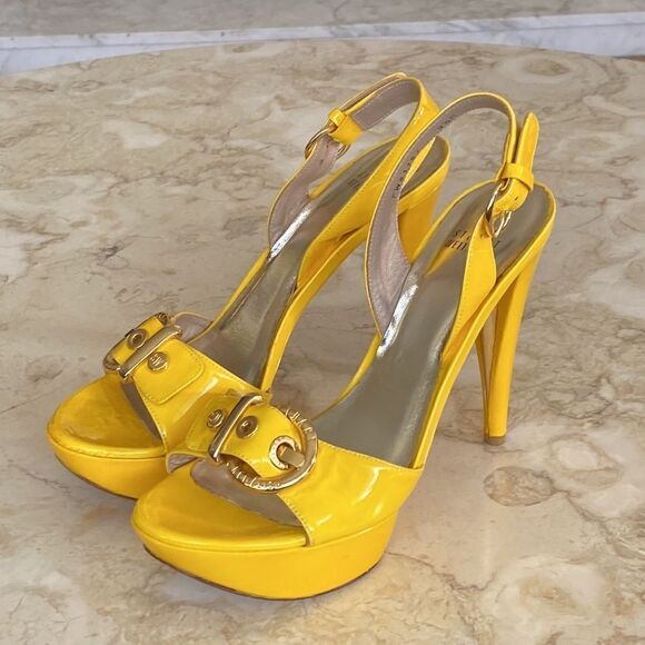 Stuart Weitzman Miss Jane Yellow Patent Leather Platform High Heel Sandals - Picture 2 of 14